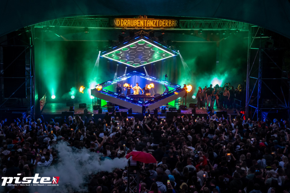 Und draussen tanzt der Bär