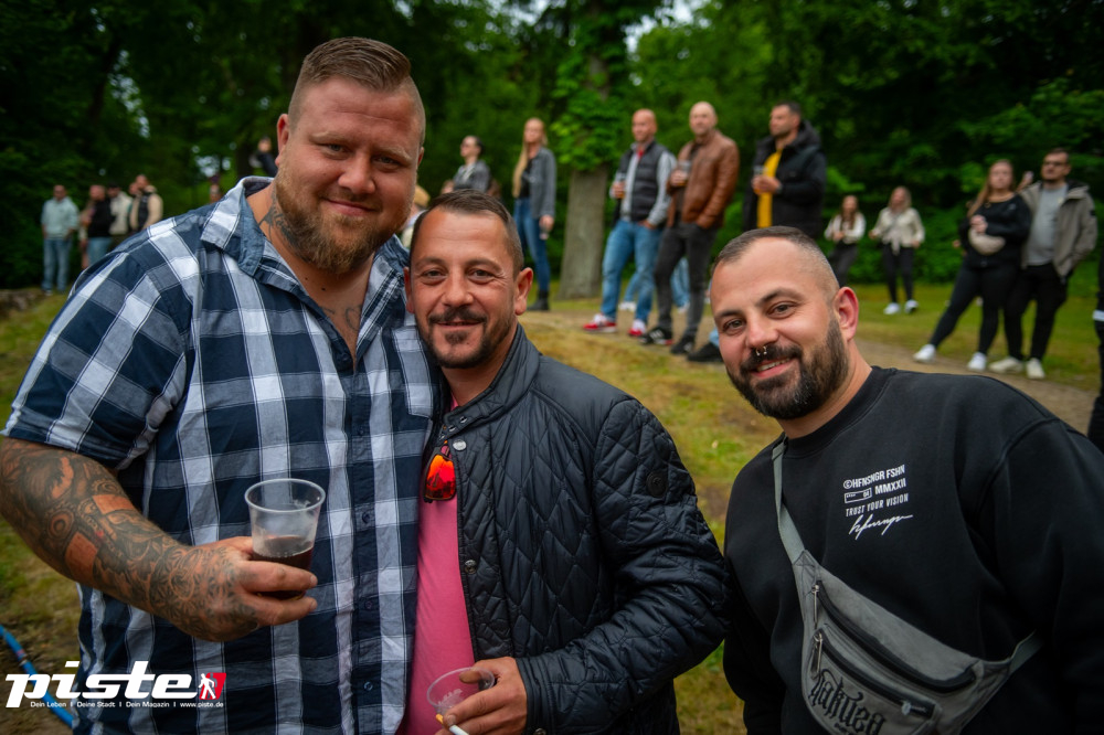 Und draussen tanzt der Bär