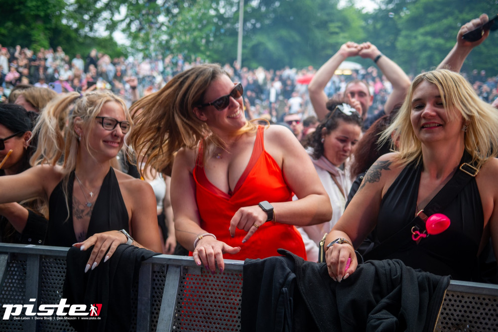 Und draussen tanzt der Bär