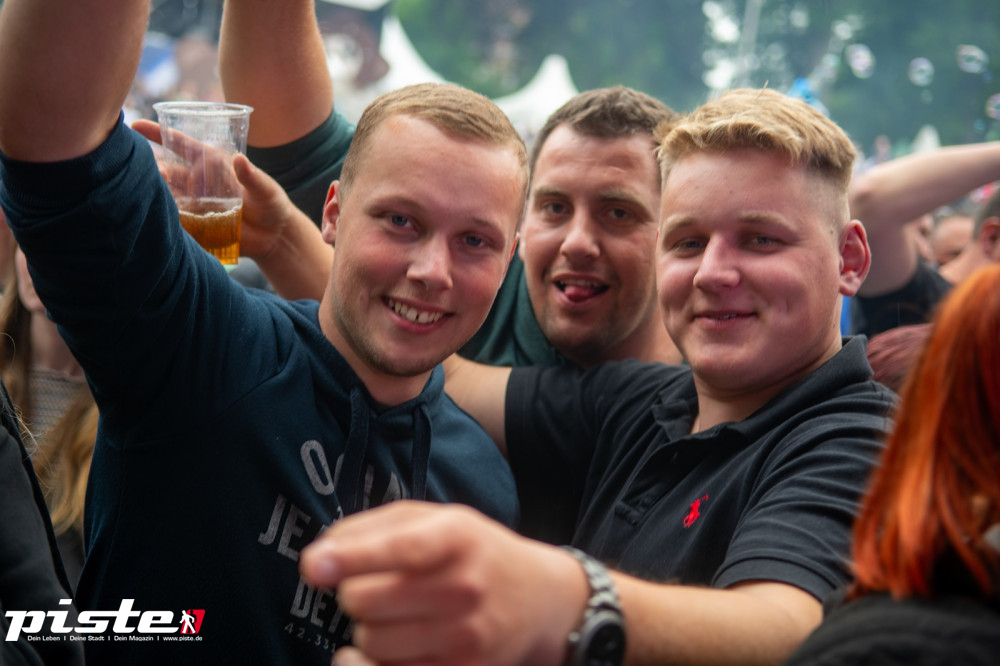 Und draussen tanzt der Bär