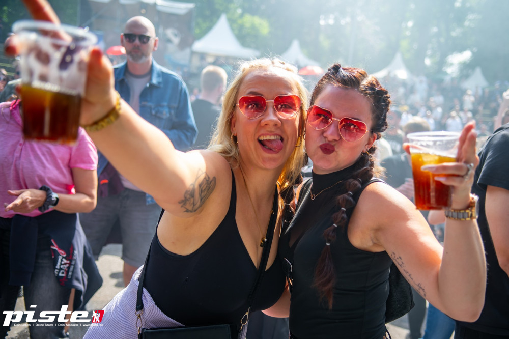 Und draussen tanzt der Bär