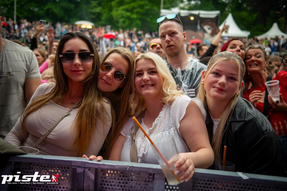 Und draussen tanzt der Bär