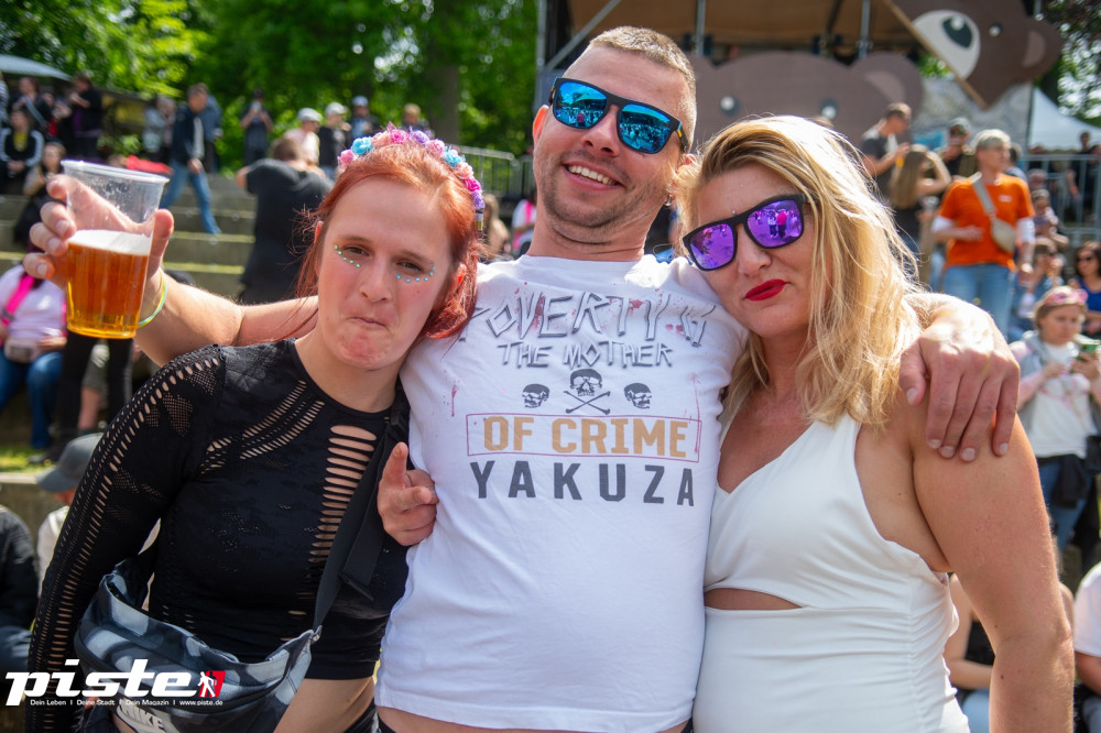 Und draussen tanzt der Bär