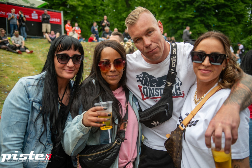 Und draussen tanzt der Bär