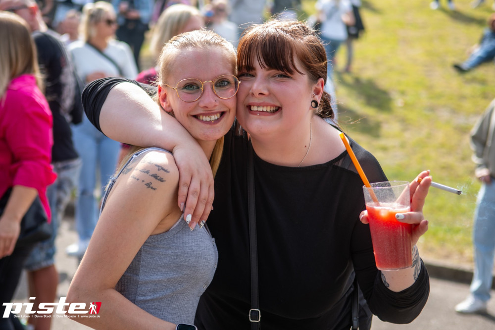 Und draussen tanzt der Bär