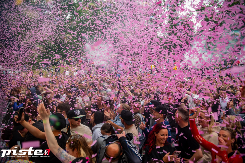 Und draussen tanzt der Bär