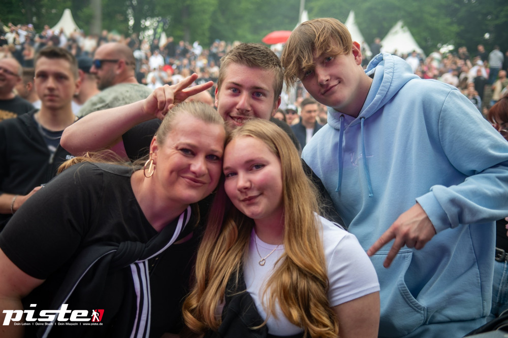 Und draussen tanzt der Bär