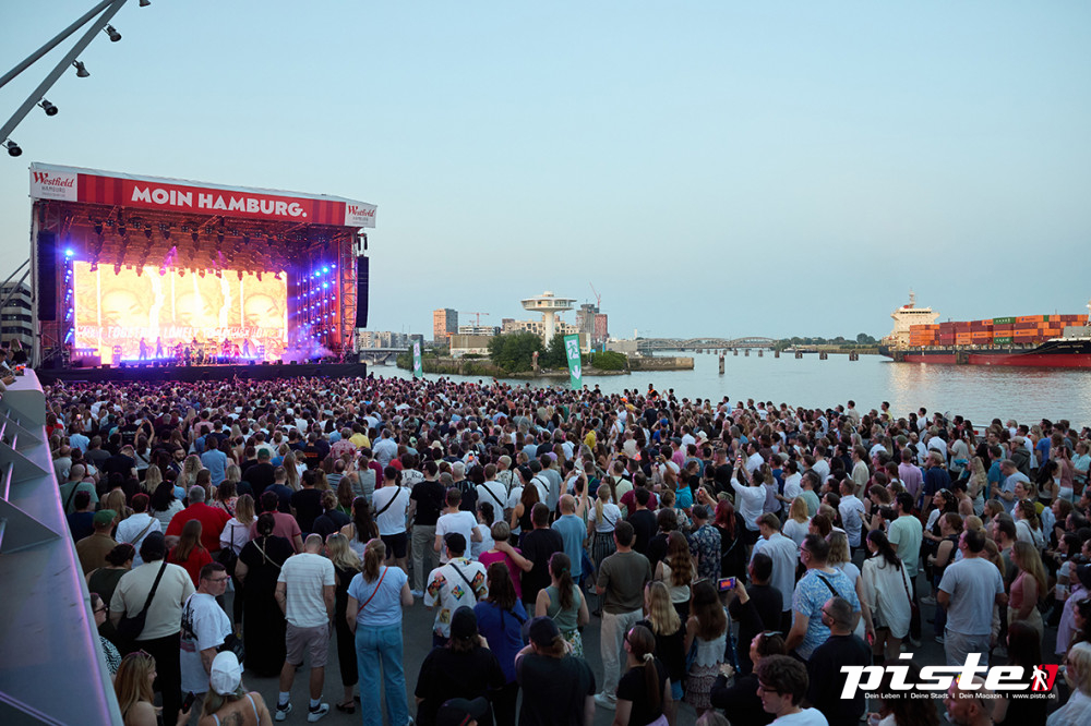 Rita Ora Summer Concert