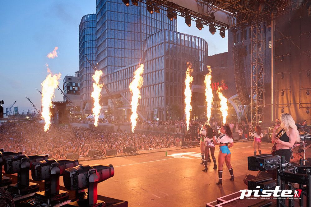 Rita Ora Summer Concert