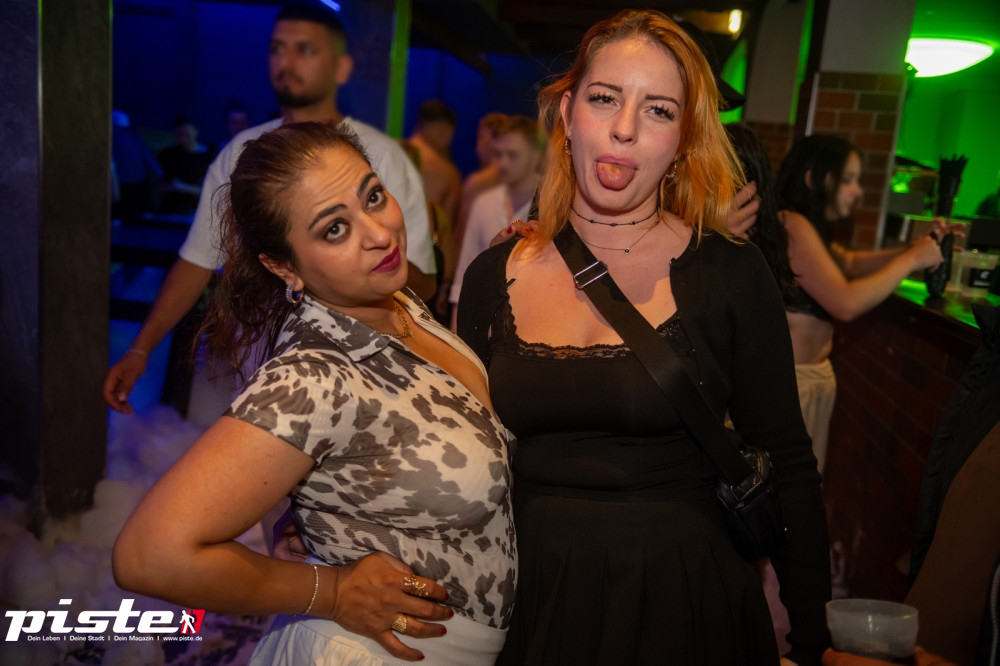 Die große Schaum- und Poolparty