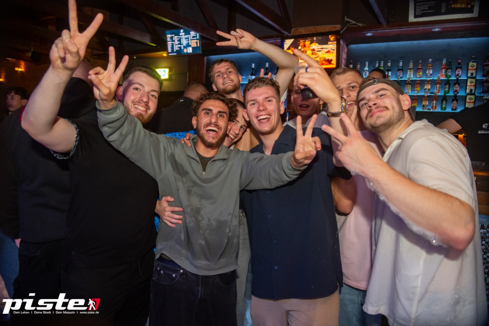 Die große Schaum- und Poolparty