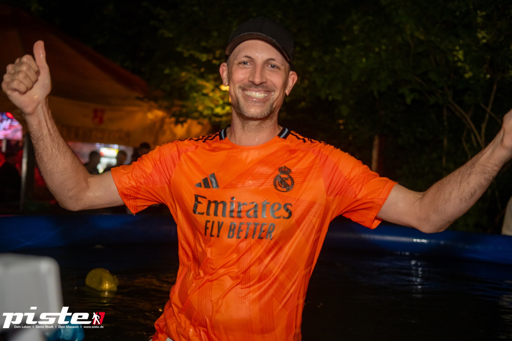 Die große Schaum- und Poolparty