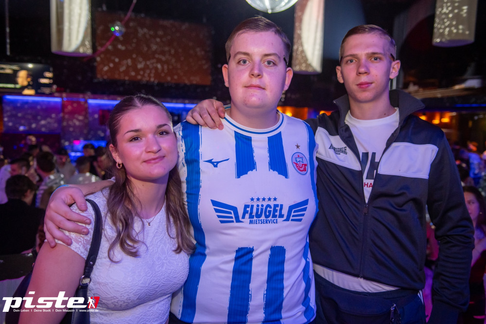 Die große Schaum- und Poolparty