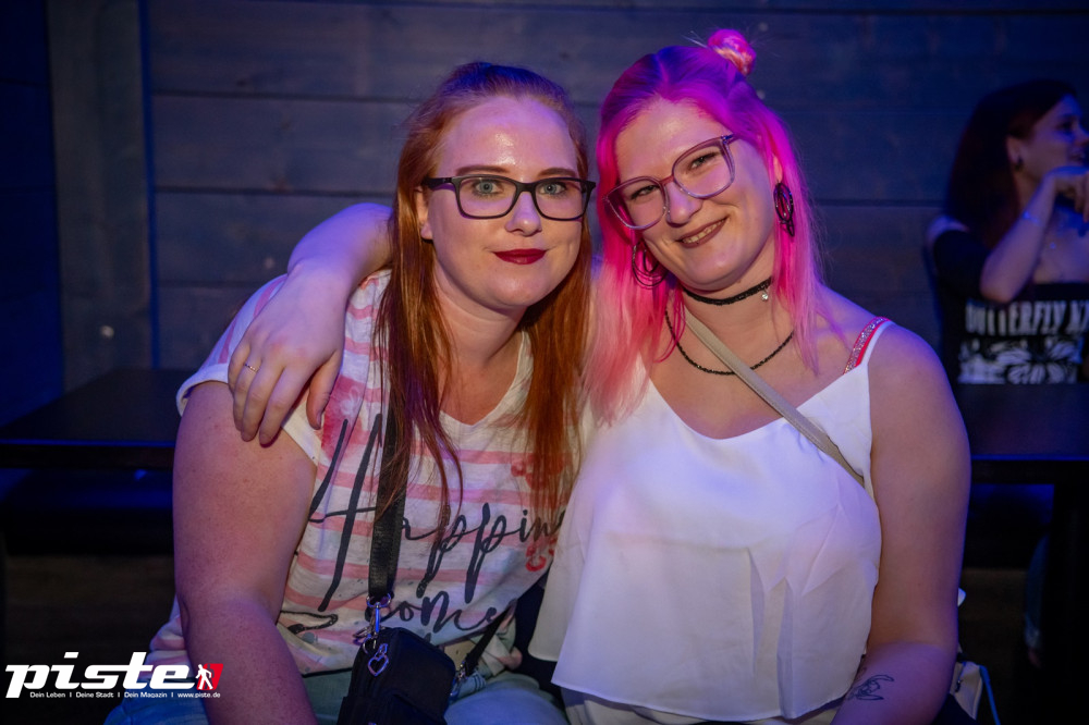 Die große Schaum- und Poolparty