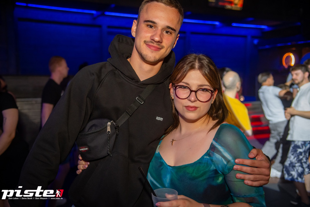 Die große Schaum- und Poolparty