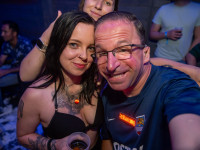 Die große Schaum- und Poolparty