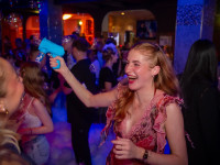 Die große Schaum- und Poolparty