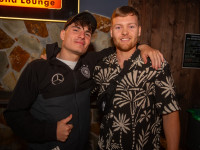 Die große Schaum- und Poolparty