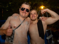 Die große Schaum- und Poolparty