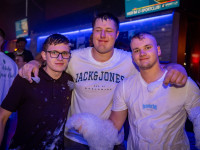 Die große Schaum- und Poolparty