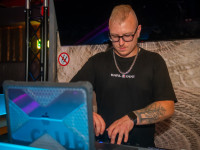 Die große Schaum- und Poolparty