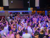 Die große Schaum- und Poolparty