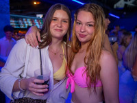 Die große Schaum- und Poolparty