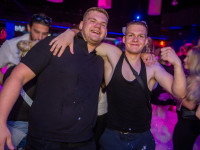 Die große Schaum- und Poolparty