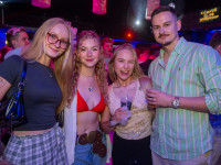 Die große Schaum- und Poolparty