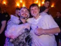 Die große Schaum- und Poolparty