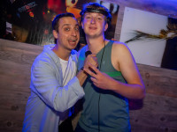 Die große Schaum- und Poolparty