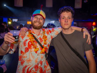 Die große Schaum- und Poolparty