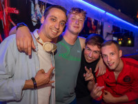 Die große Schaum- und Poolparty