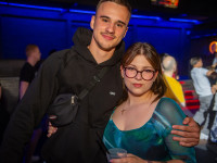 Die große Schaum- und Poolparty