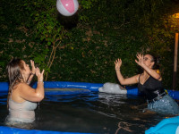 Die große Schaum- und Poolparty