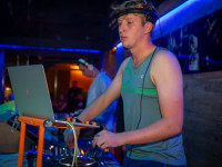 Die große Schaum- und Poolparty