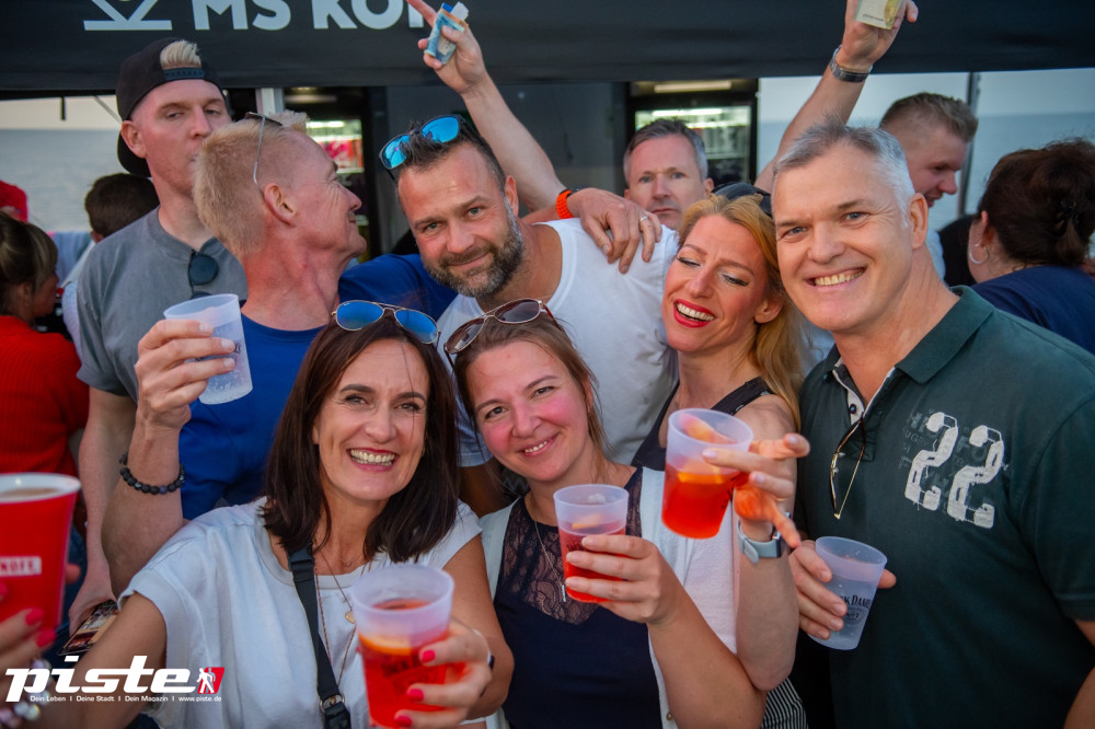 Ostseewellenparty