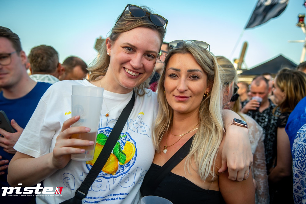 Ostseewellenparty