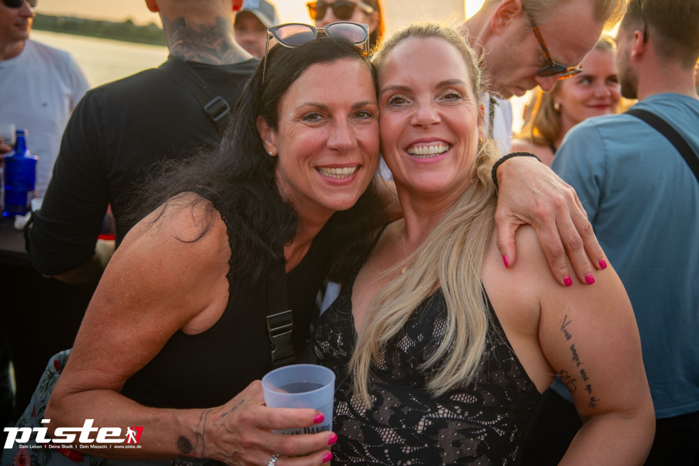 Ostseewellenparty