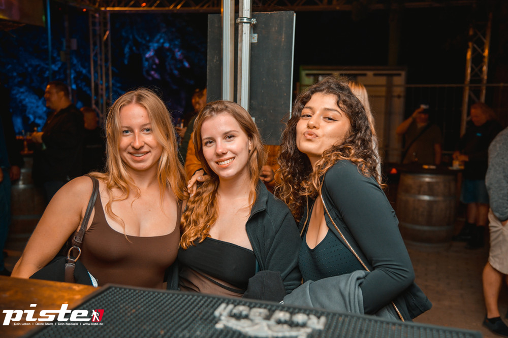 Deck Beachclub