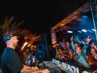 Deck Beachclub
