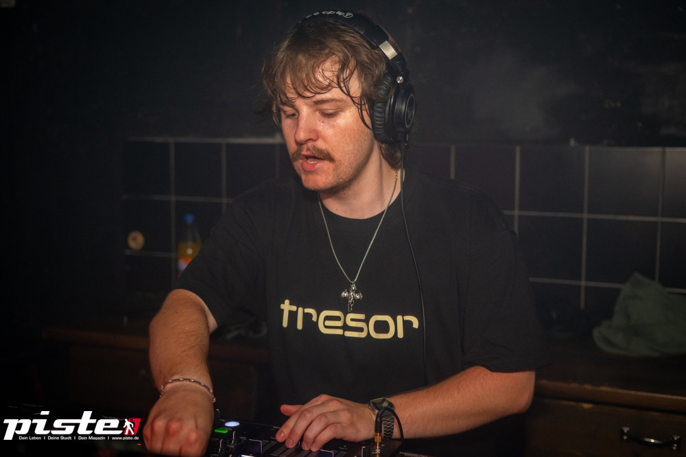 This is Gabber