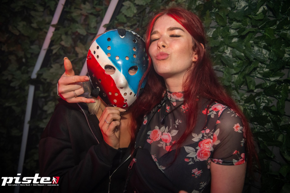 Houserasten Summer Closing