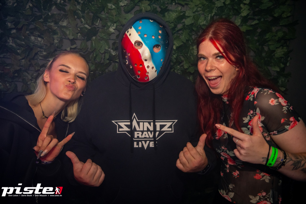 Houserasten Summer Closing