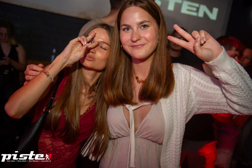 Houserasten Summer Closing