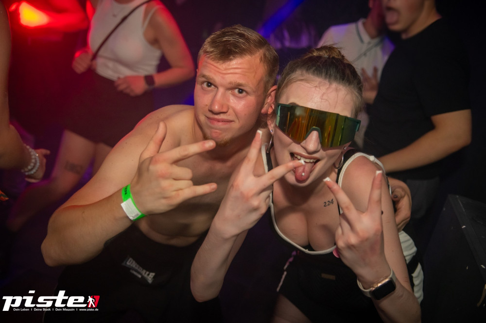 Houserasten Summer Closing