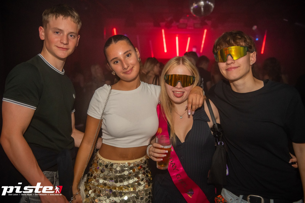 Houserasten Summer Closing