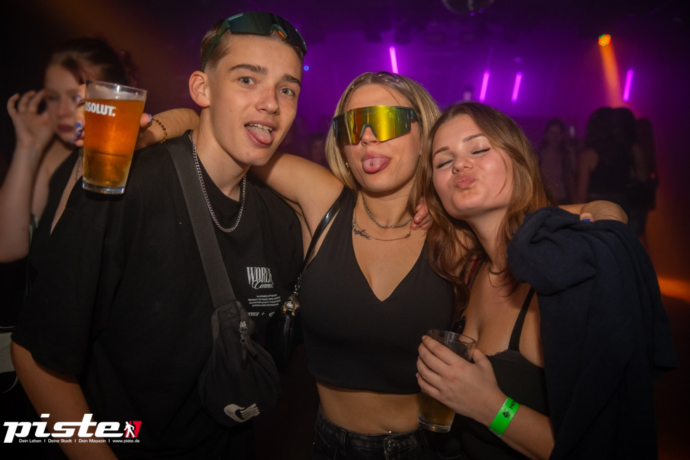 Houserasten Summer Closing