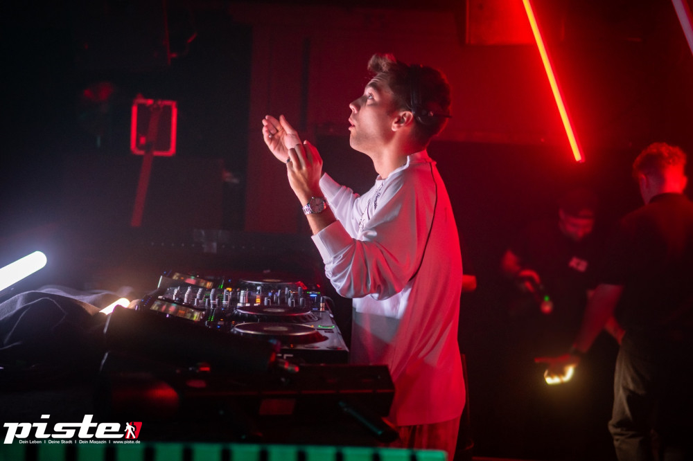 Houserasten Summer Closing