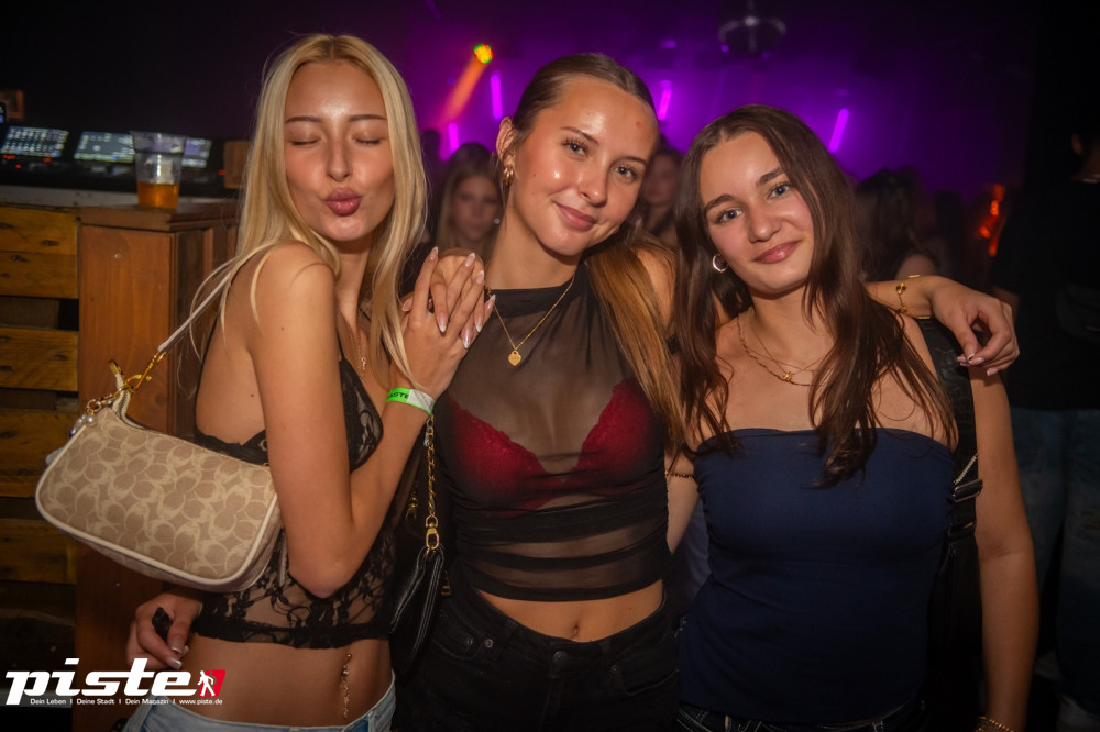 Houserasten Summer Closing